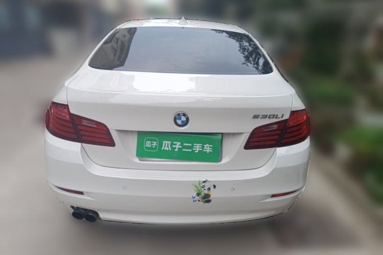 Used BMW 5 Series 2013 525Li Leading Model Rear