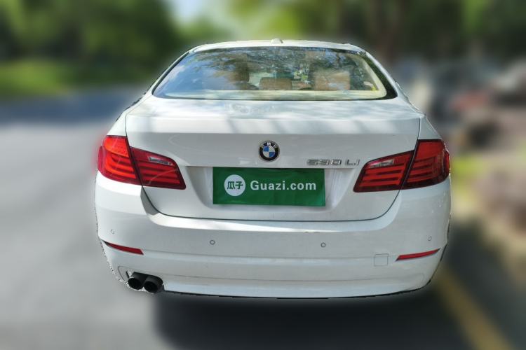 Used BMW 5 Series 2013 530Li Leading Model Rear