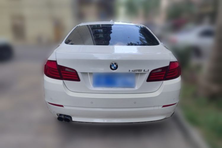Used BMW 5 Series 2013 525Li Leading Model Rear