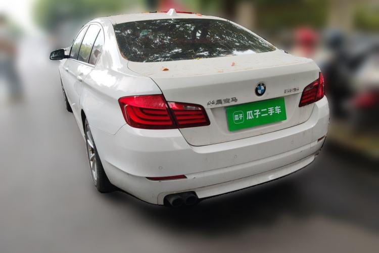 Used BMW 5 Series 2013 525Li Leading Model Rear Left 45 Deg
