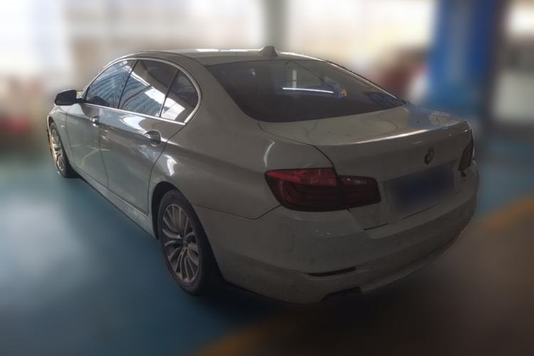 Used BMW 5 Series 2013 525Li Luxury Model Rear Left 45 Deg