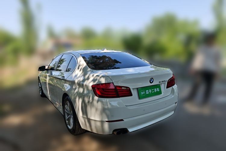 Used BMW 5 Series 2013 525Li Luxury Model Rear Left 45 Deg