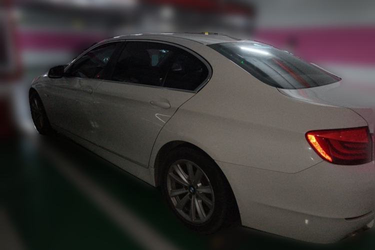 Used BMW 5 Series 2013 525Li Luxury Model Rear Left 45 Deg