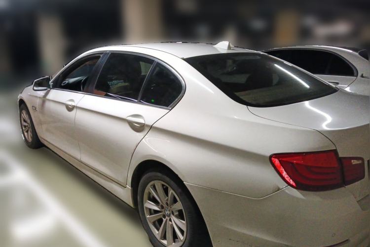 Used BMW 5 Series 2013 525Li Luxury Model Rear Left 45 Deg