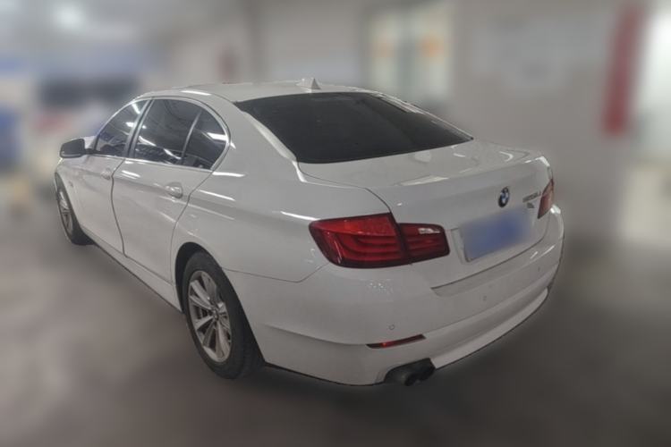 Used BMW 5 Series 2013 525Li Luxury Model Rear Left 45 Deg