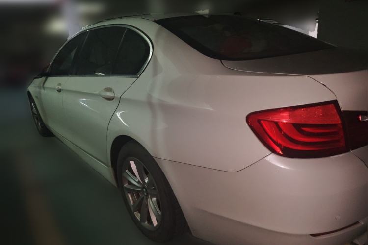 Used BMW 5 Series 2013 525Li Leading Model Rear Left 45 Deg