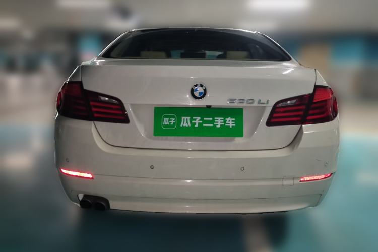 Used BMW 5 Series 2013 530Li Leading Model Rear