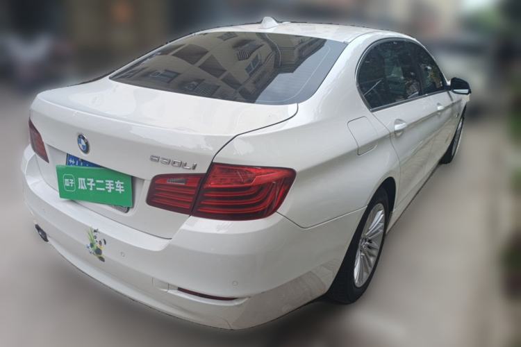Used BMW 5 Series 2013 525Li Leading Model Rear Right 45 Deg