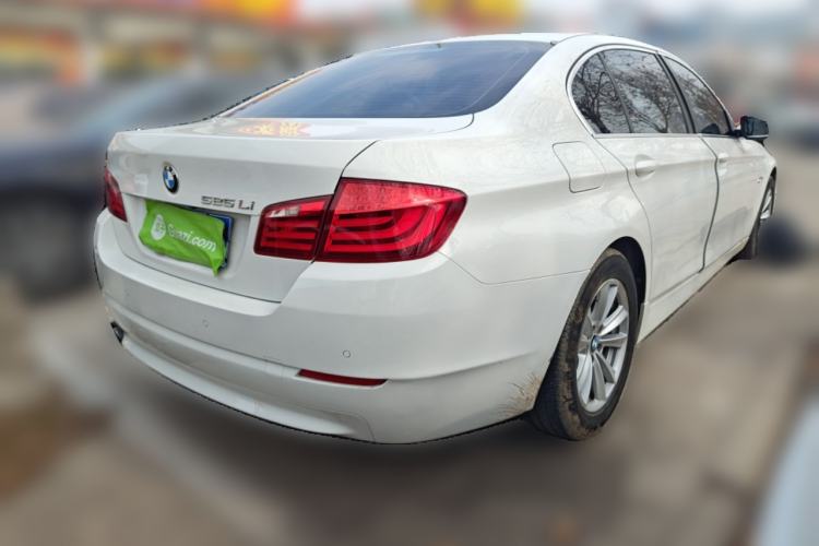 Used BMW 5 Series 2013 525Li Luxury Model Rear Right 45 Deg