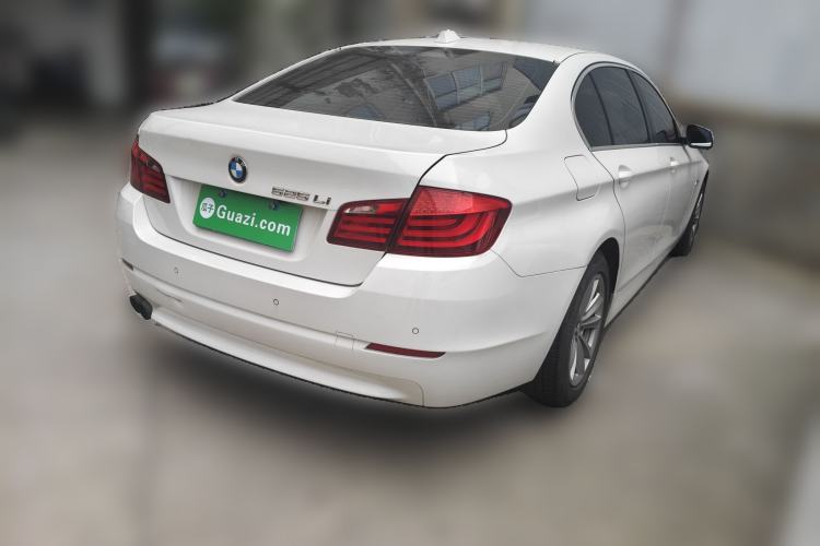 Used BMW 5 Series 2013 525Li Leading Model Rear Right 45 Deg