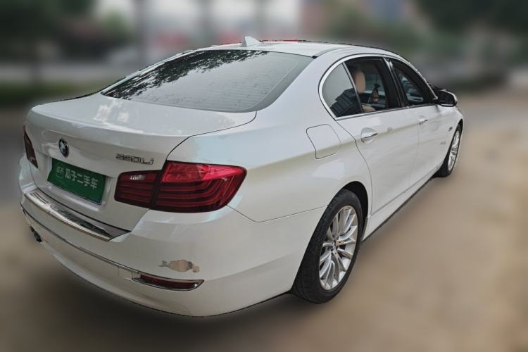 Used BMW 5 Series 2013 525Li Luxury Model Rear Right 45 Deg
