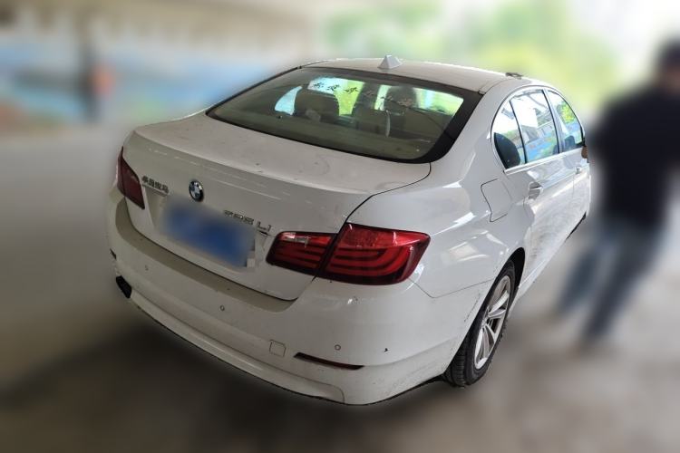 Used BMW 5 Series 2013 525Li Luxury Model Rear Right 45 Deg