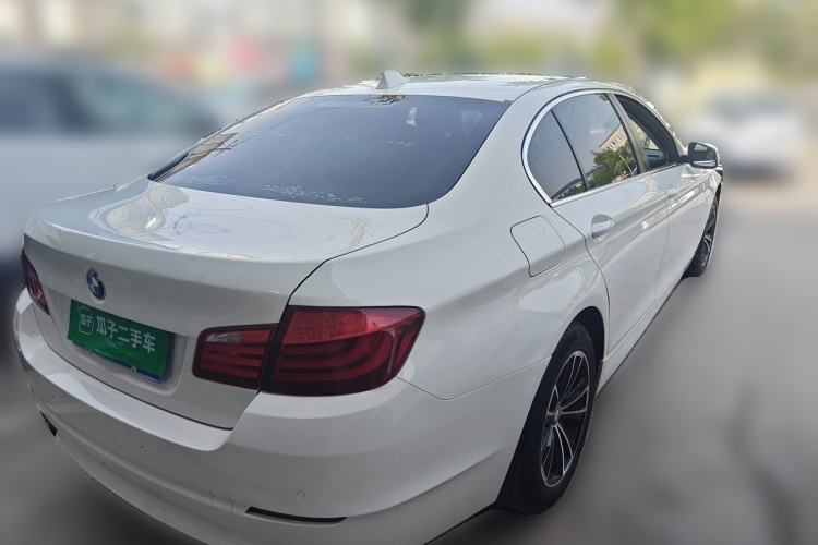 Used BMW 5 Series 2013 525Li Luxury Model Rear Right 45 Deg