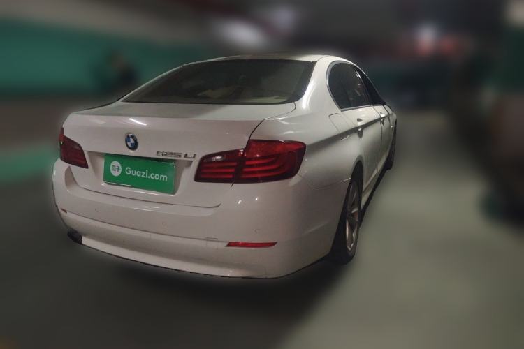 Used BMW 5 Series 2013 525Li Luxury Model Rear Right 45 Deg