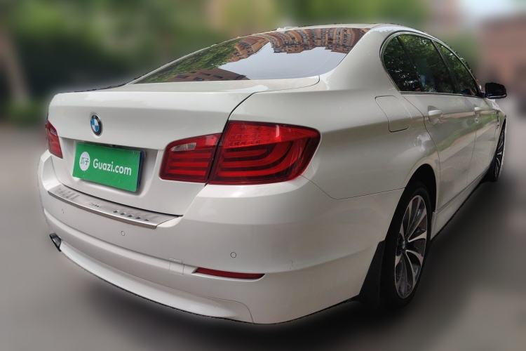 Used BMW 5 Series 2013 525Li Luxury Model Rear Right 45 Deg