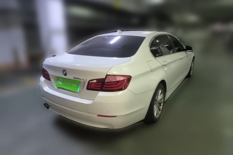 Used BMW 5 Series 2013 525Li Leading Model Rear Right 45 Deg