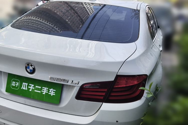 Used BMW 5 Series 2013 525Li Luxury Model Rear Right 45 Deg