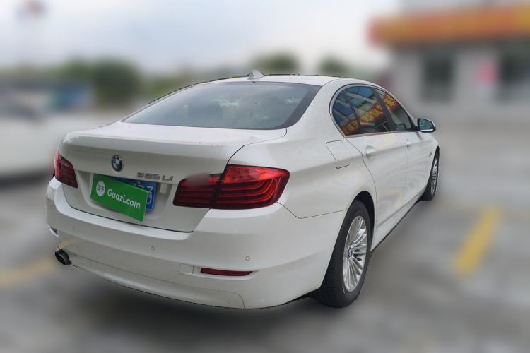 Used BMW 5 Series 2013 525Li Leading Model Rear Right 45 Deg