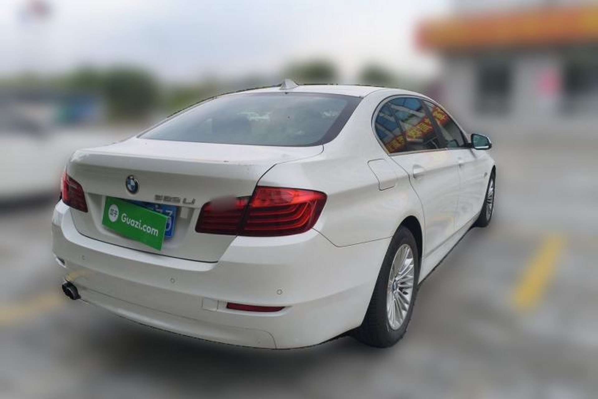 Used BMW 5 Series 2013 525Li Leading Model Rear Right 45 Deg