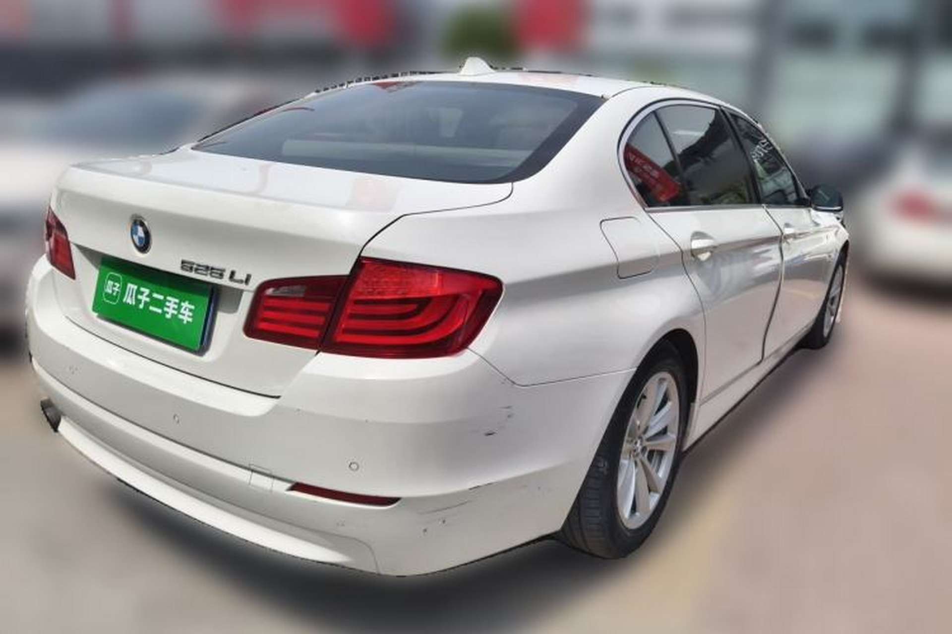 Used BMW 5 Series 2013 525Li Leading Model Rear Right 45 Deg