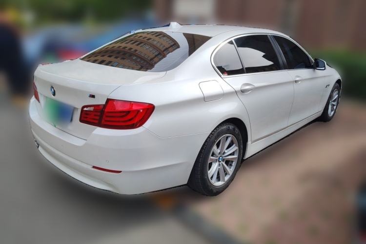 Used BMW 5 Series 2013 520Li Elegant Edition Rear Right 45 Deg