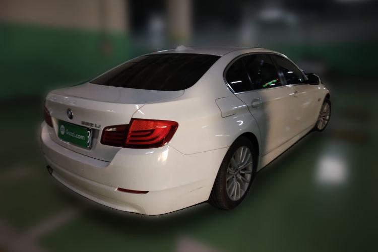 Used BMW 5 Series 2013 525Li Leading Model Rear Right 45 Deg
