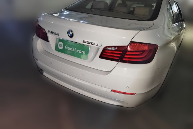 Used BMW 5 Series 2013 530Li Leading Model Rear Right 45 Deg