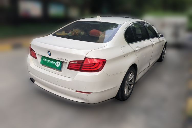 Used BMW 5 Series 2013 525Li Luxury Model Rear Right 45 Deg