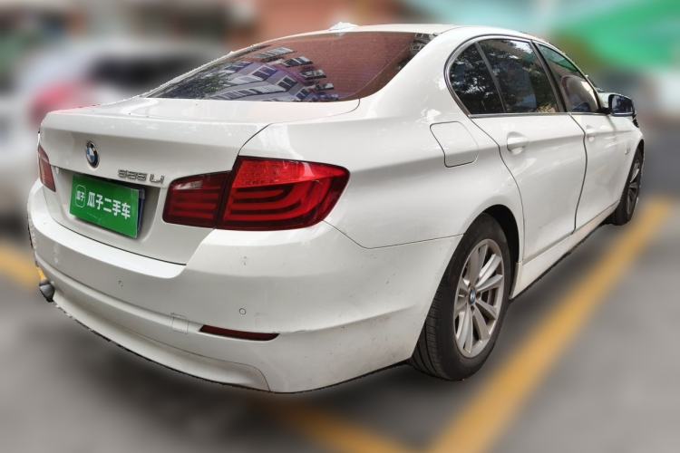 Used BMW 5 Series 2013 525Li Leading Model Rear Right 45 Deg