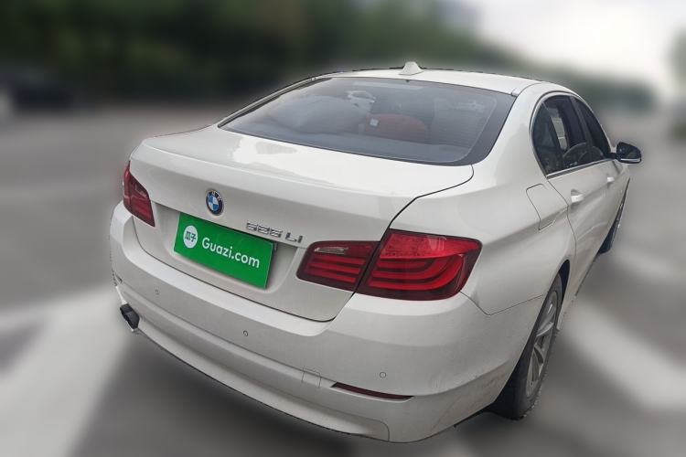 Used BMW 5 Series 2013 525Li Luxury Model Rear Right 45 Deg