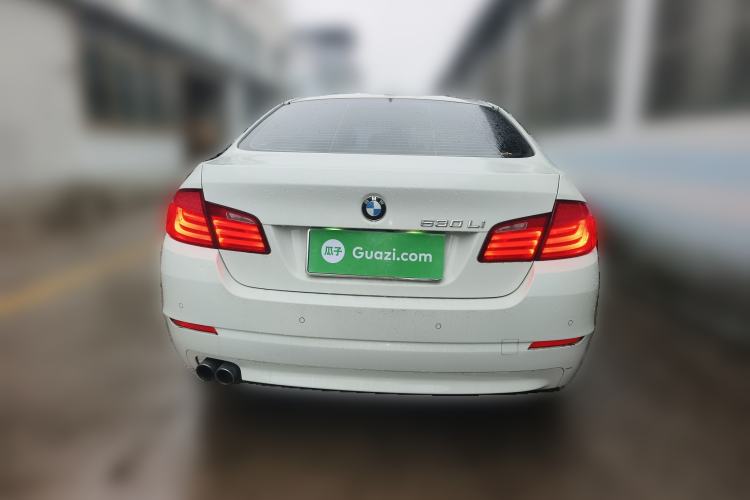 Used BMW 5 Series 2013 530Li Leading Model Rear