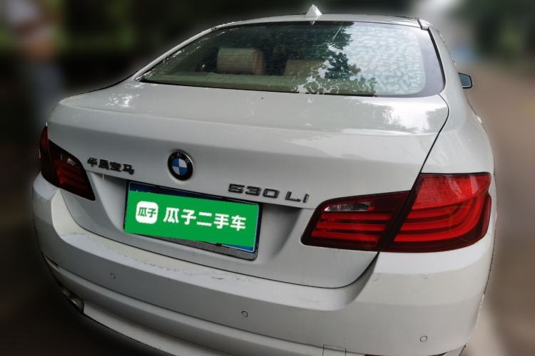 Used BMW 5 Series 2013 530Li Leading Model Rear
