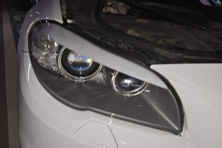 Used BMW 5 Series 2013 525Li Luxury Model Right Front Headlight