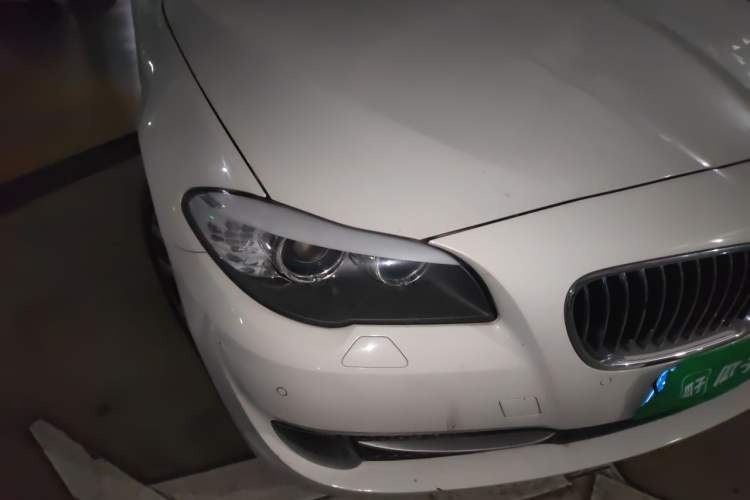 Used BMW 5 Series 2013 530Li Leading Model Right Front Headlight