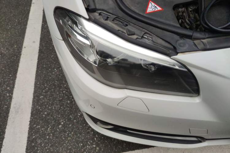 Used BMW 5 Series 2013 520i Elegant Edition Right Front Headlight