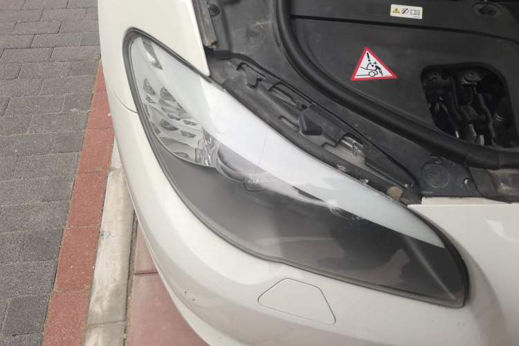 Used BMW 5 Series 2013 530Li Leading Model Right Front Headlight