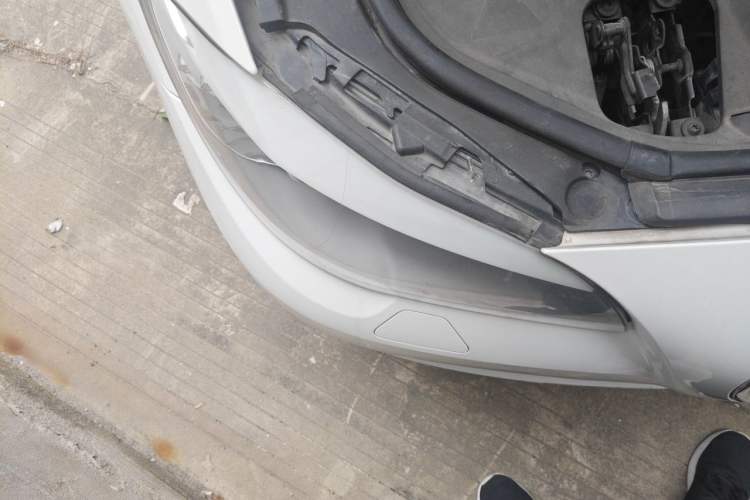 Used BMW 5 Series 2013 525Li Leading Model Right Front Headlight