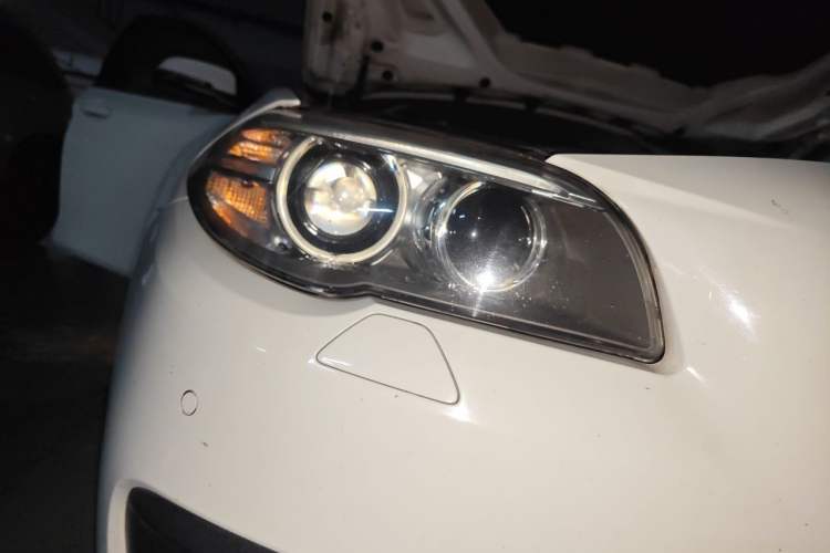 Used BMW 5 Series 2013 520Li Elegant Edition Right Front Headlight