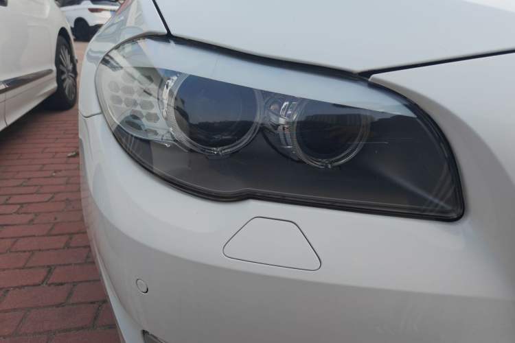 Used BMW 5 Series 2013 520Li Elegant Edition Right Front Headlight