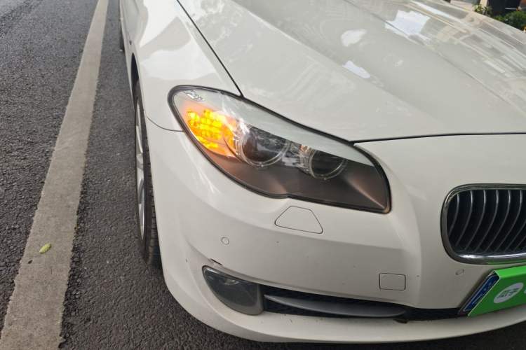 Used BMW 5 Series 2013 530Li Leading Model Right Front Headlight
