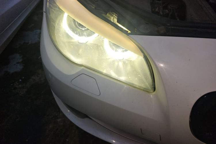 Used BMW 5 Series 2013 520Li Elegant Edition Right Front Headlight