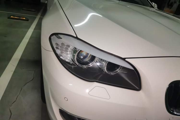 Used BMW 5 Series 2013 525Li Luxury Model Right Front Headlight