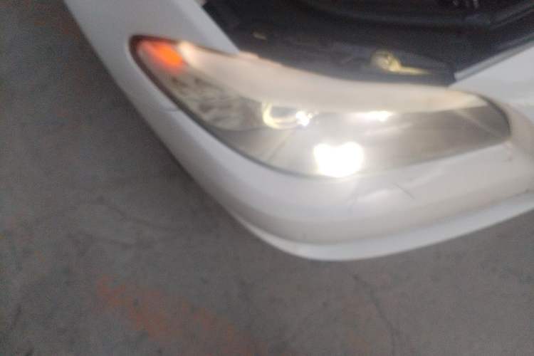 Used BMW 5 Series 2013 525Li Luxury Model Right Front Headlight
