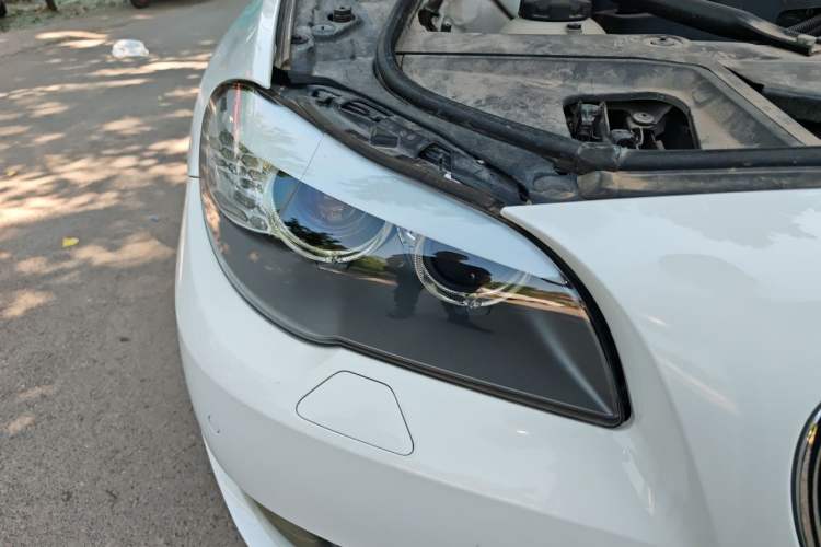 Used BMW 5 Series 2013 525Li Luxury Model Right Front Headlight