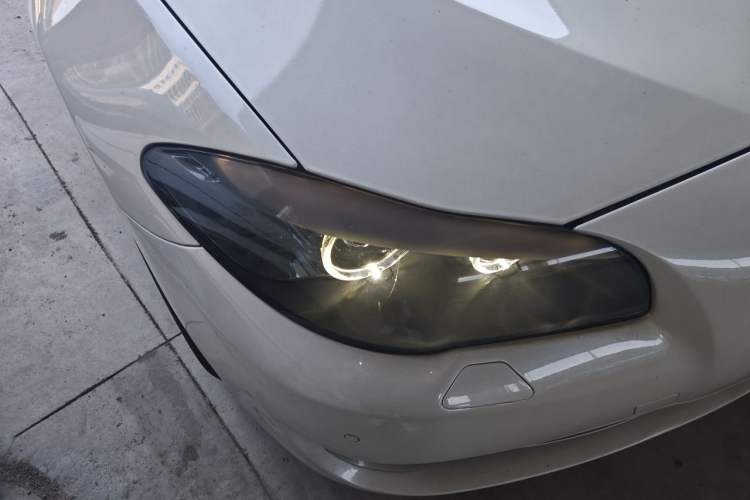 Used BMW 5 Series 2013 525Li Luxury Model Right Front Headlight