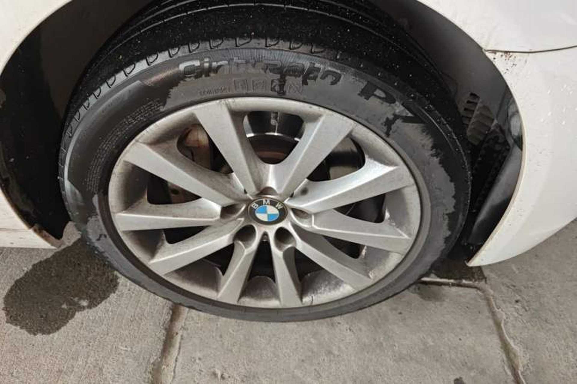 Used BMW 5 Series 2013 530Li Leading Model Right Front Wheel Hub