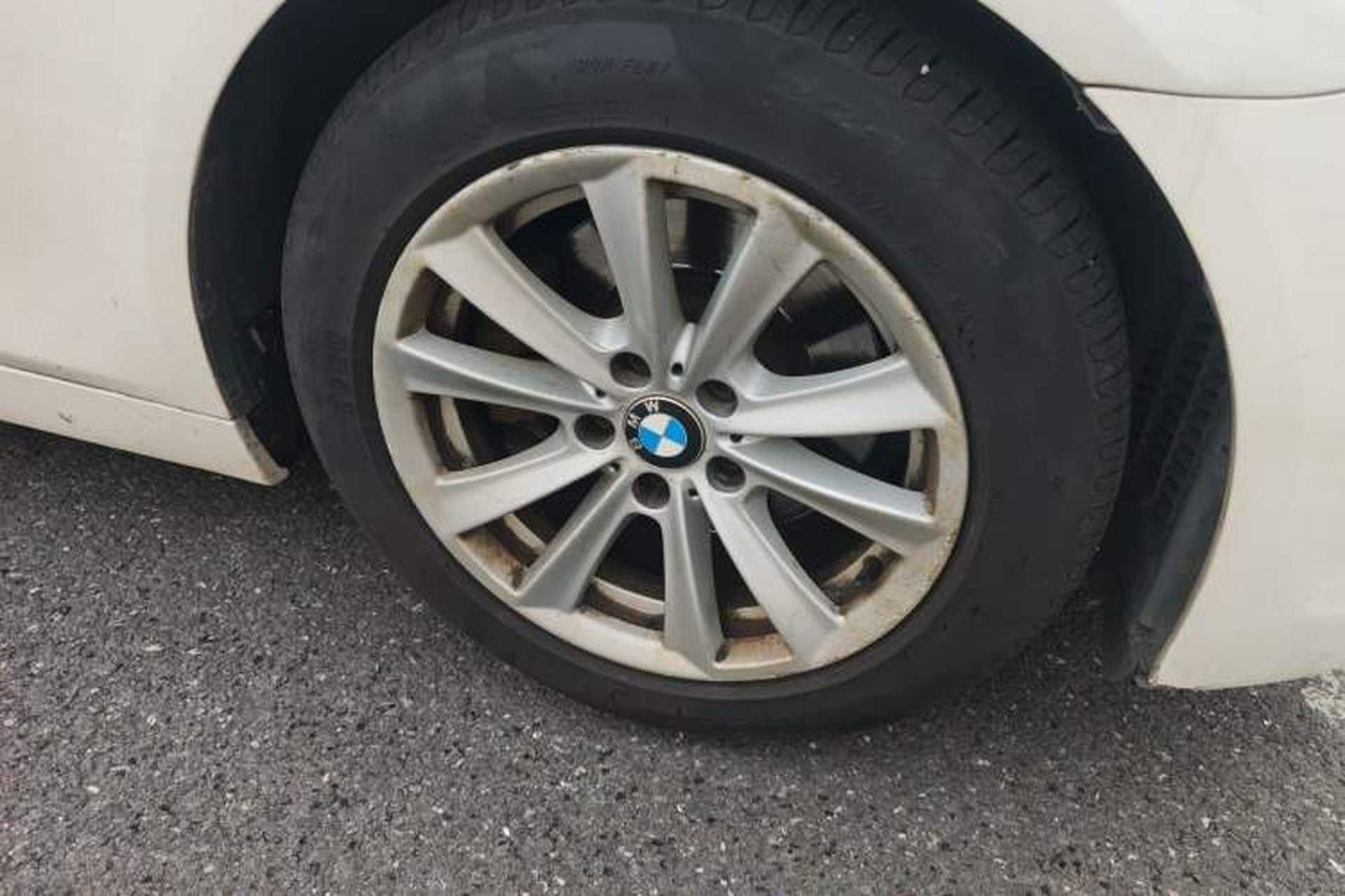 Used BMW 5 Series 2013 520i Elegant Edition Right Front Wheel Hub