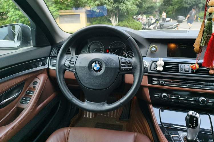 Used BMW 5 Series 2013 520i Elegant Edition Steering Wheel