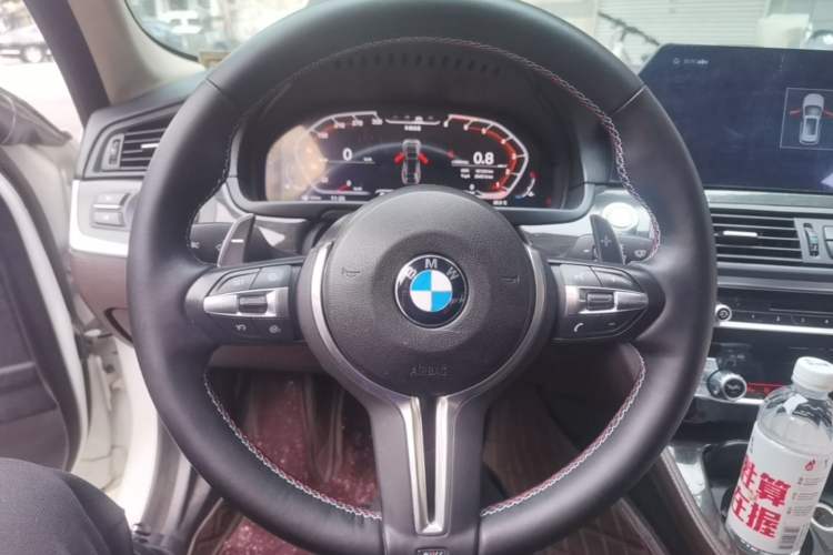 Used BMW 5 Series 2013 525Li Leading Model Steering Wheel