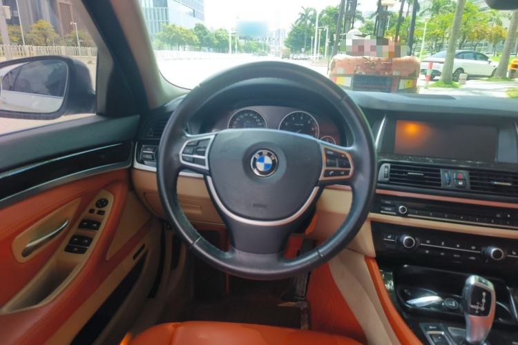 Used BMW 5 Series 2013 525Li Leading Model Steering Wheel